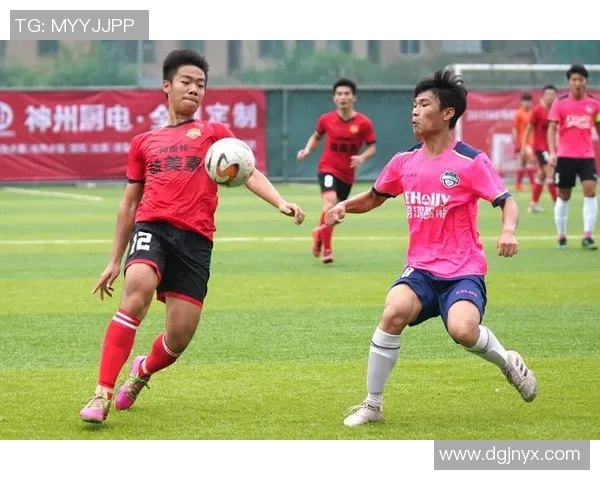 成都足球队逆袭之路全国锦标赛特别报道展现拼搏精神与团队力量 成都足球队逆袭之路全国锦标赛特别报道展现拼搏精神与团队力量