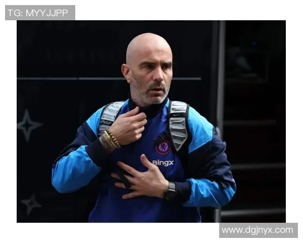 揭秘足球明星夜猫的真实身份与背后故事