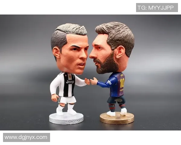 德国足球明星手办的魅力与收藏价值探秘之旅 德国足球明星手办的魅力与收藏价值探秘之旅