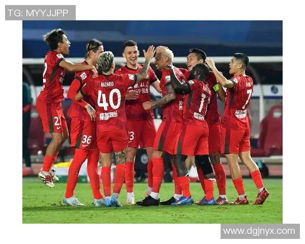 现役27号足球明星盘点及其在球队中的表现分析